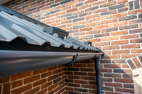 Brick Veneer Siding Installation in Eden Prairie